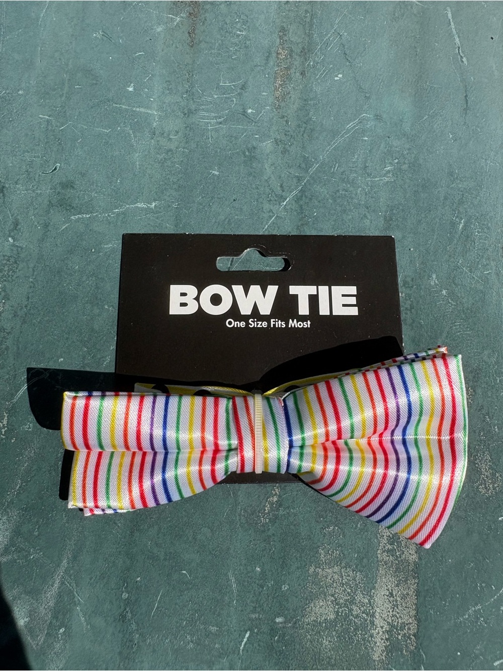 NWT Adjustable Patterned Bow Tie